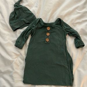 Caden Lane Emerald newborn knot gown with matching hat